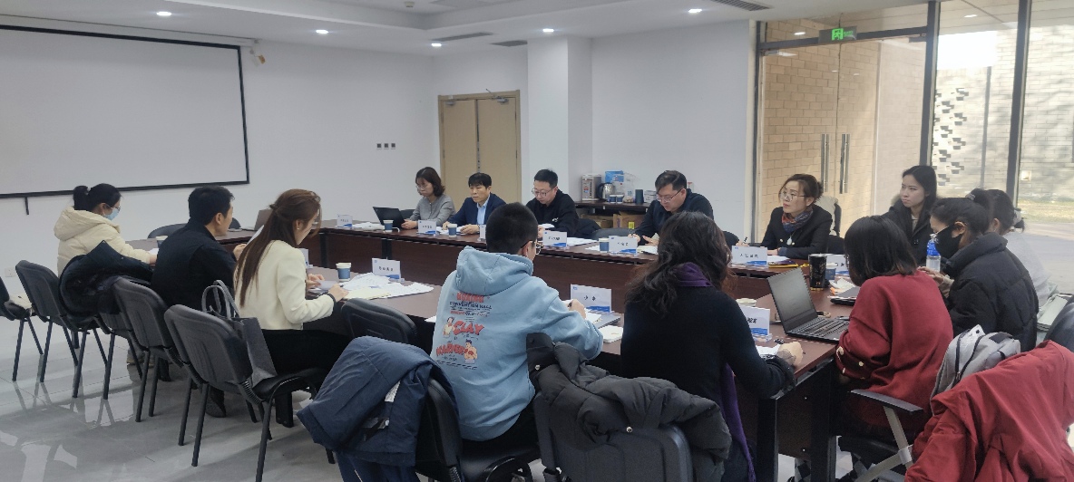 总经理参加北京市商务局家政行业座谈会